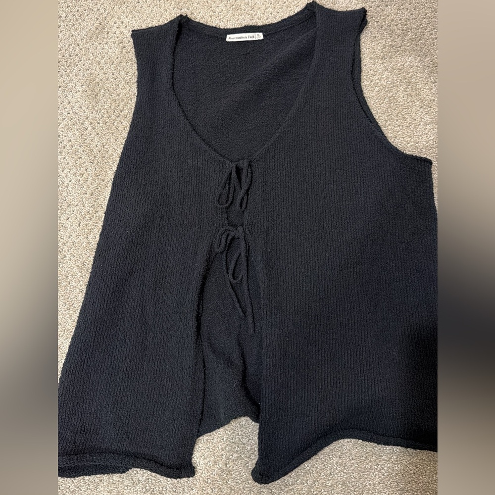 Abercrombie & Fitch Black Sleeveless Tie Sweater